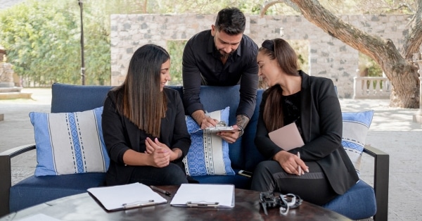 האירוע המושלם שלכם: המדריך המלא לתכנון והפקת אירוע חלומי