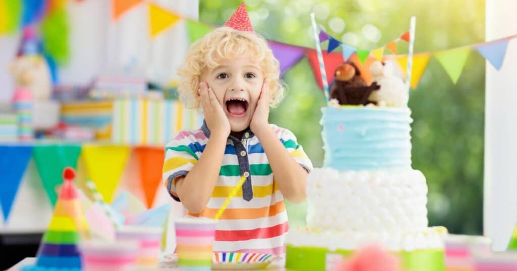 הילד חוגג יום הולדת 5 קבלו 6 רעיונות למתנות שהוא יאהב